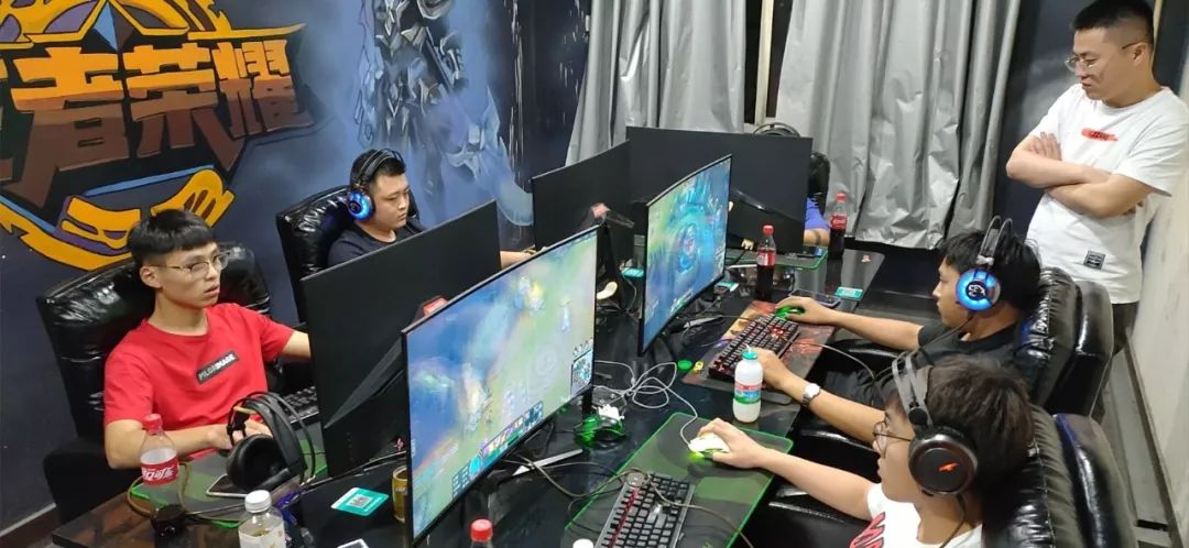 线防守时 线防守时