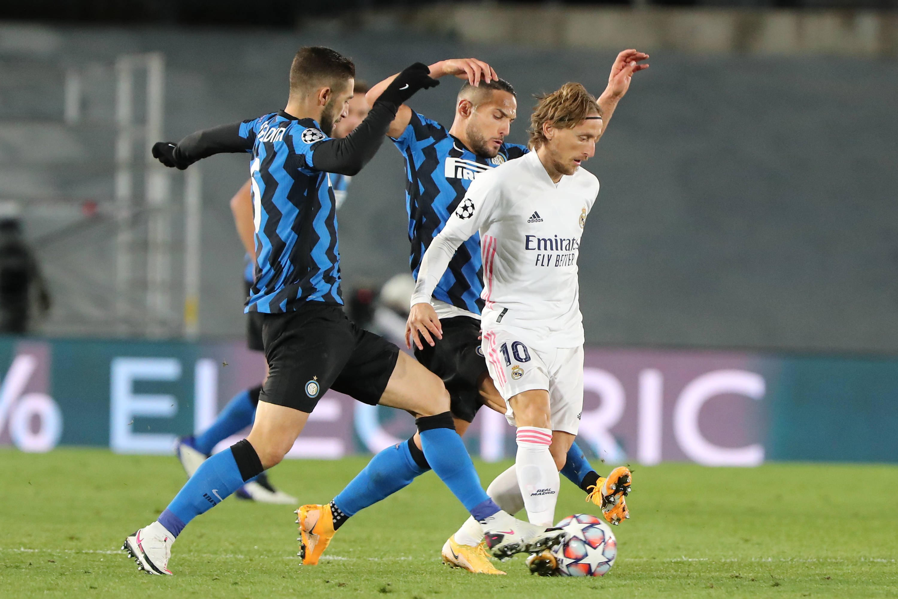 健而灵活的 健而灵活的