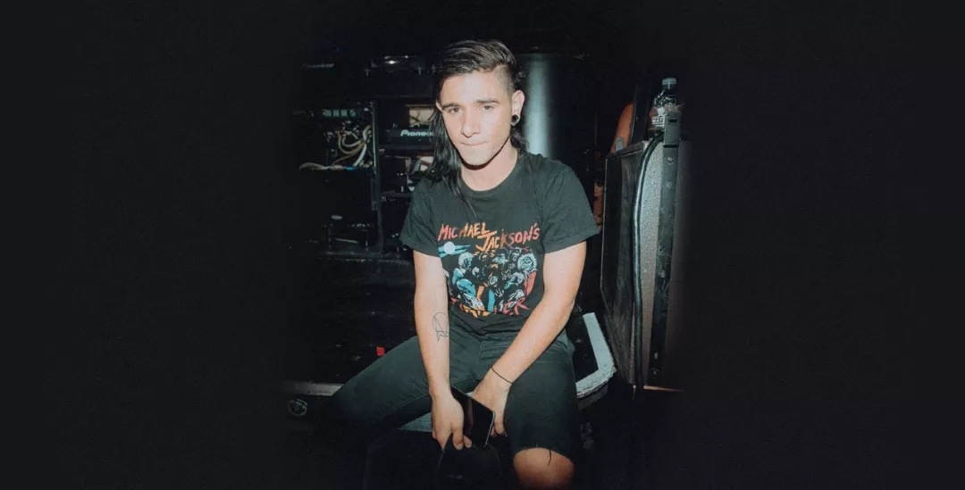 本地化与运 本地化与运