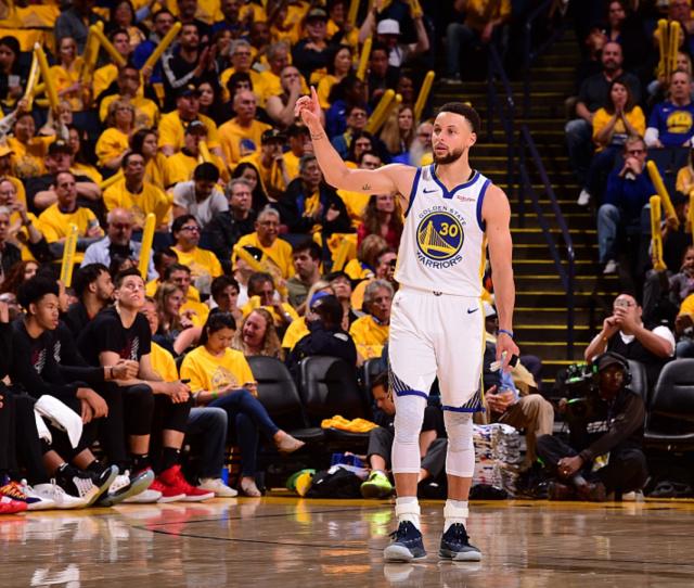 鹈鹕包夹延 鹈鹕包夹延